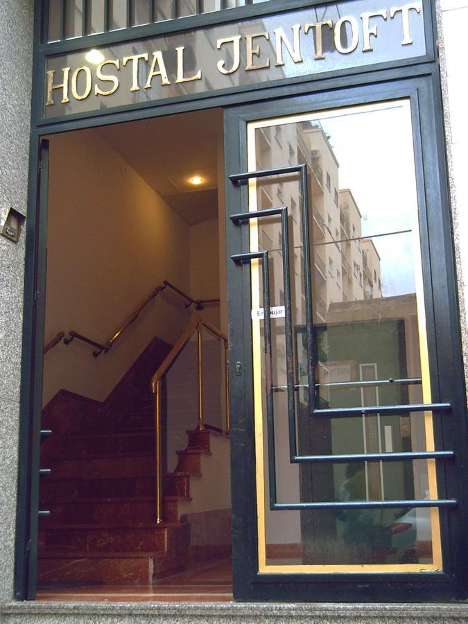 Hostal Jentoft Sevilha Exterior foto